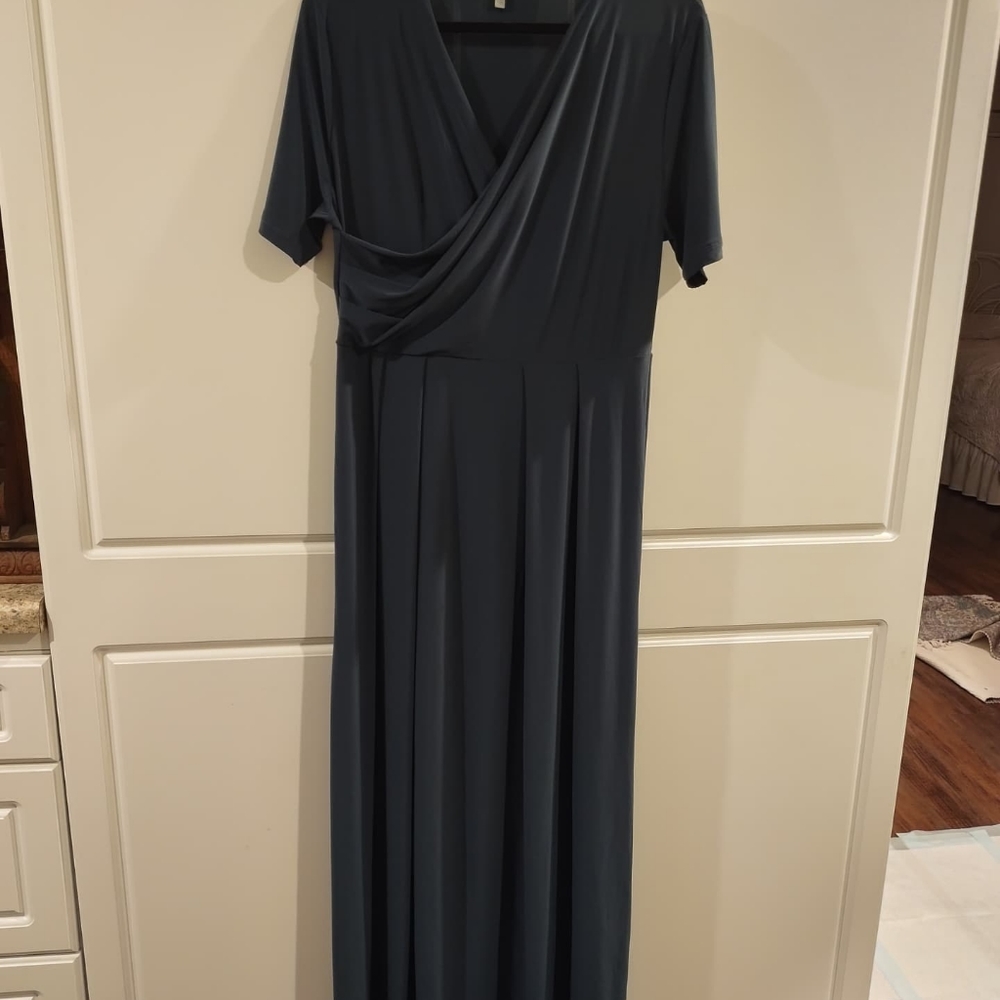 Women's Evening Gown/Cocktail Dress